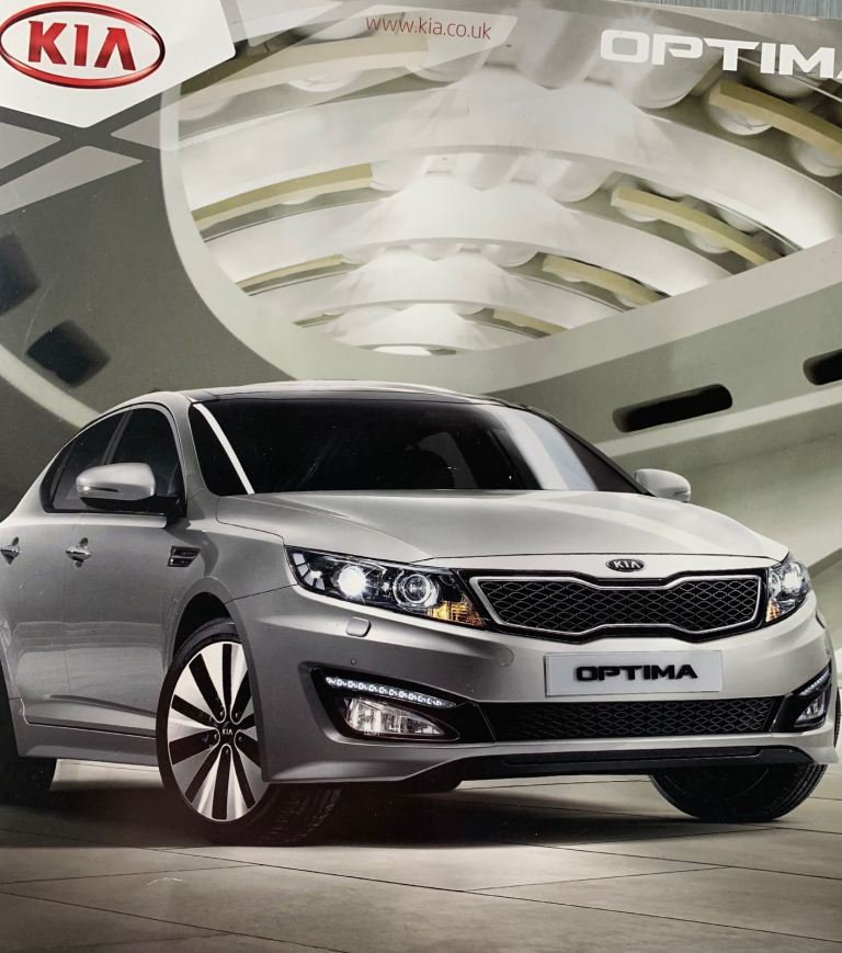 Snow White Pearl - Kia - OPTIMA- Luxe2 - Saloon, 2012, Manual, 1685 (cc), 4 doors