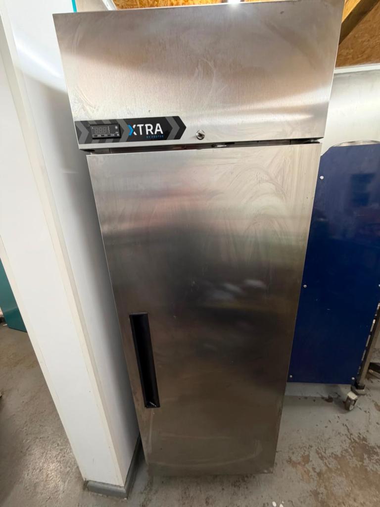 Foster XTRA Commercial Upright Fridge - Stainless Steel, Good Condition