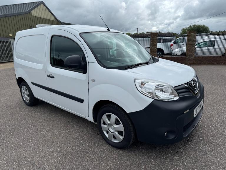 2020 Nissan NV250 1.5 dCi 115ps Acenta Van SWB AIR CON 115 PS 6 SPEED 27000 MILES PANEL VAN Diese...