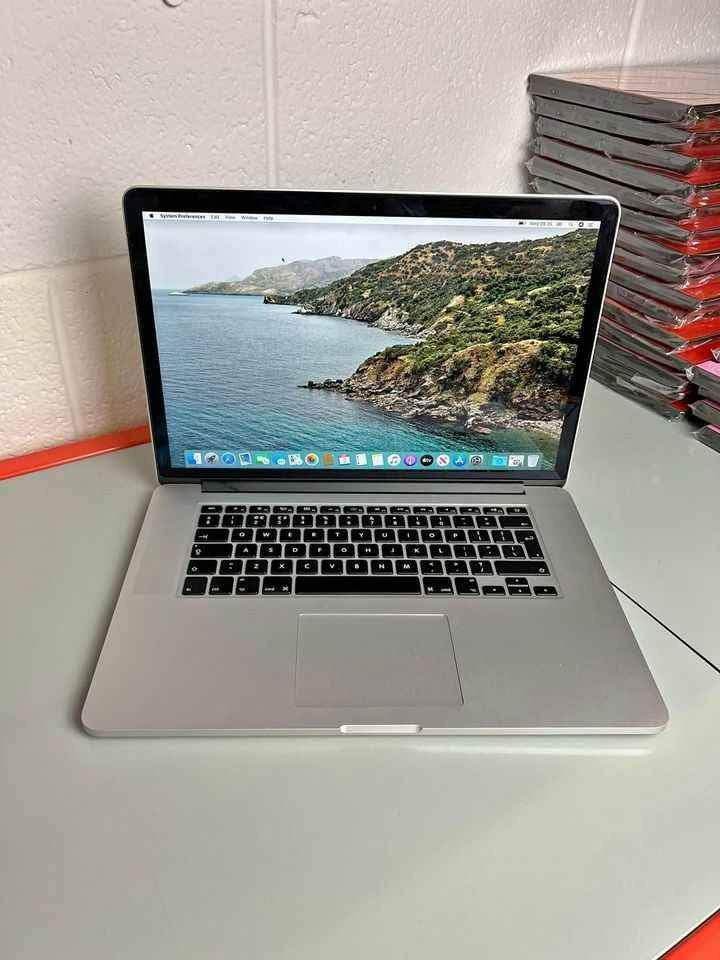 Powerful Apple MacBook Pro 15” | i7 Quad | 16GB RAM | 512GB SSD | Retina