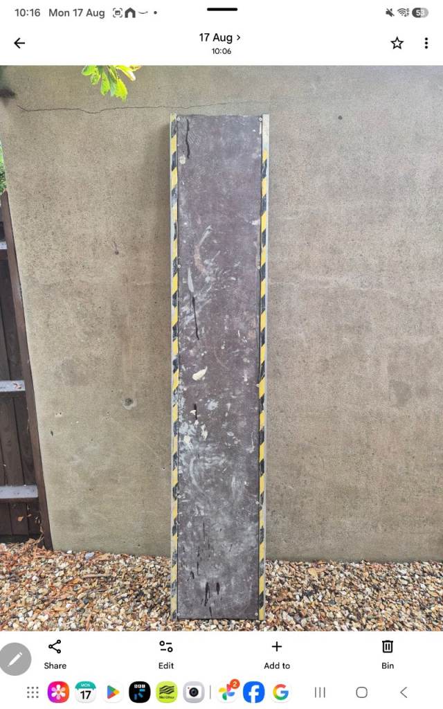 Youngman board