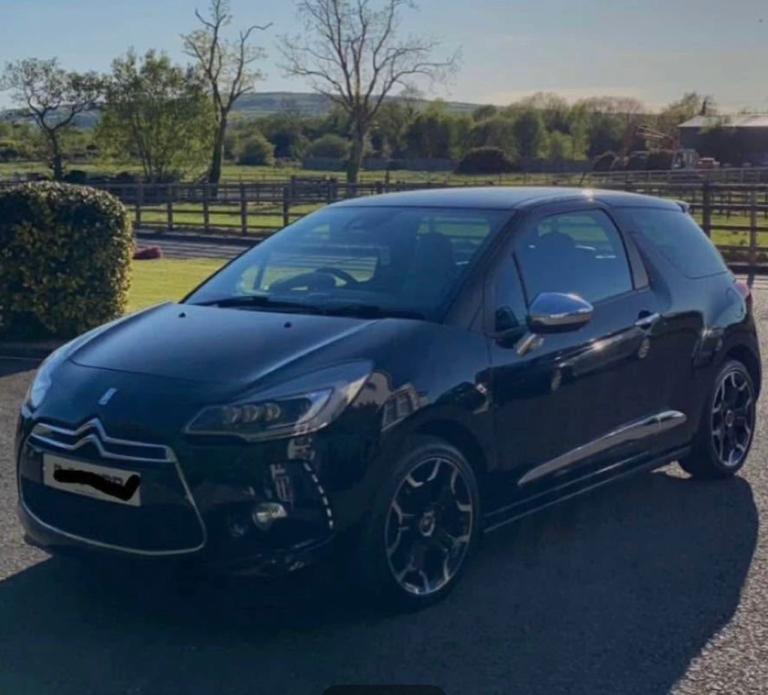Citroen, DS3, Hatchback, 2014, Manual, 1560 (cc), 3 doors