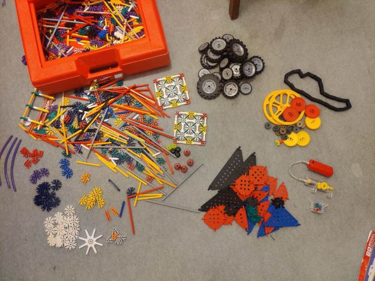 Huge box of Knex