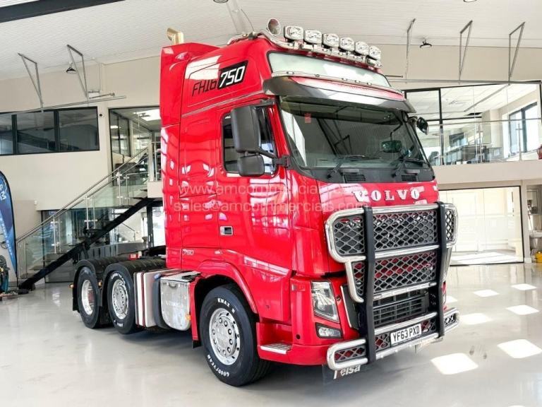 2013 (63) VOLVO FH16 750 GLOBETROTTER 6X2 MIDLIFT