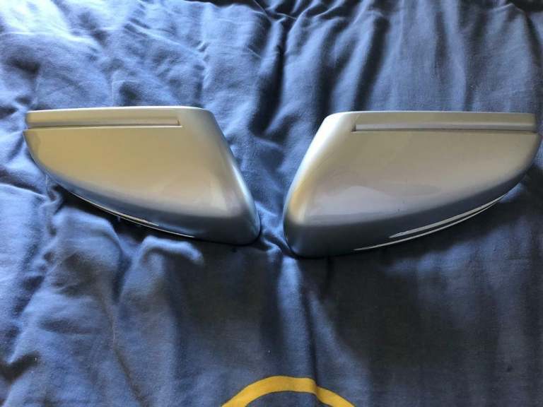 Mercedes c class w204 face lift mirror covers (silver) 