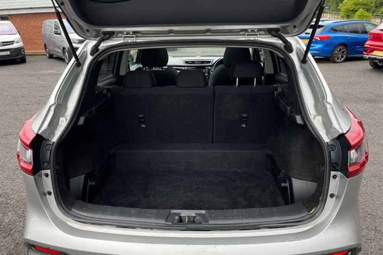 2020 Nissan Qashqai 1.3 DIG-T N-Connecta SUV 5dr Petrol Manual Euro 6 (s/s) (140 ps) SUV Petrol M...