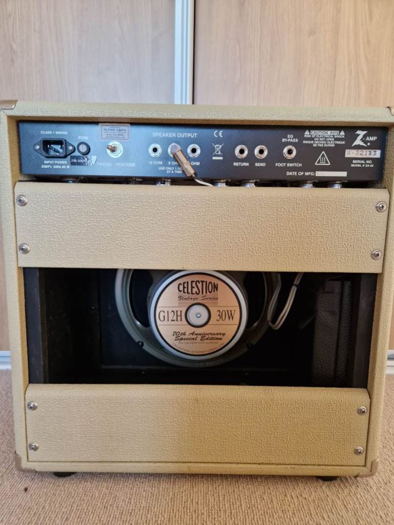 Dr Z Maz 8 with flightcase 