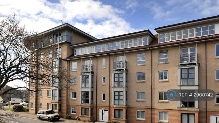 3 bedroom flat in Links Road, Aberdeen, AB24 (3 bed) (#2900742)