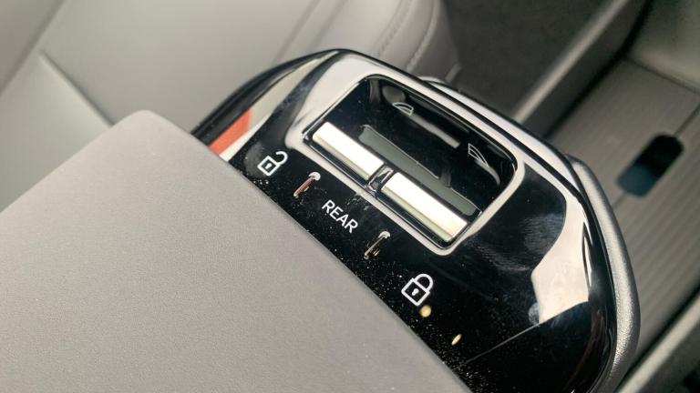 2025 Volvo EX30 Single Motor Extended Range 69kWh Ultra SUV 5dr Electric Auto (272 ps) ESTATE Ele...