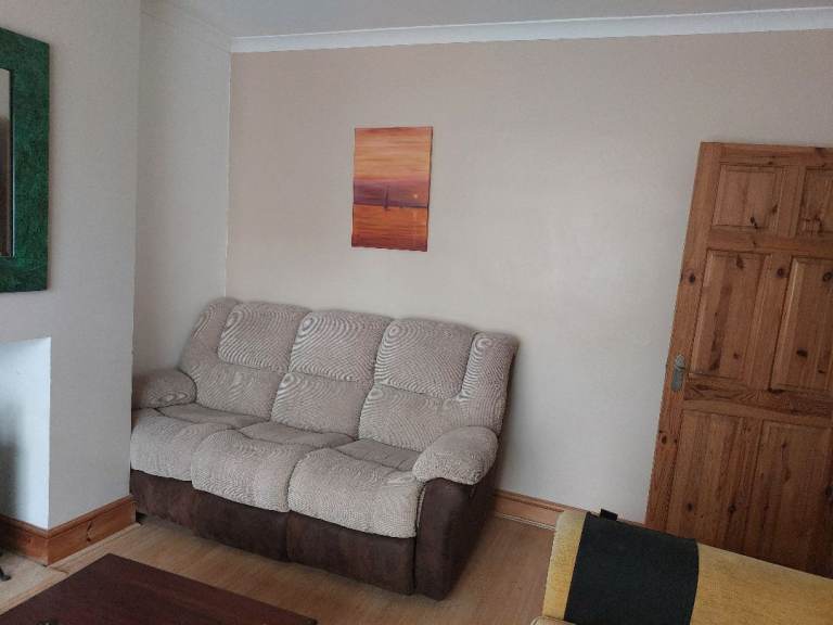 3 seater manual recliner sofa 