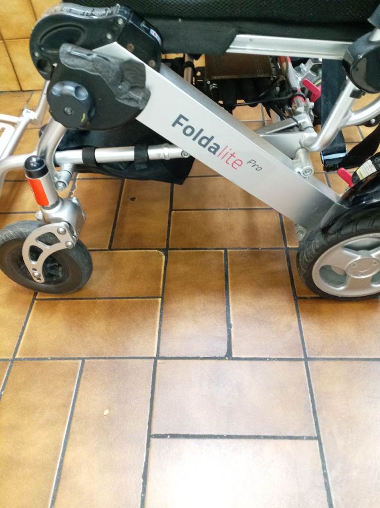 Mobility electric chair free local delivery 