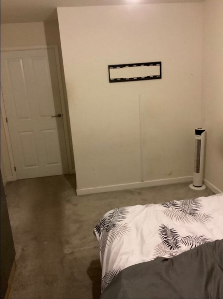 Nice Clean Double Room with Private Bathroom 