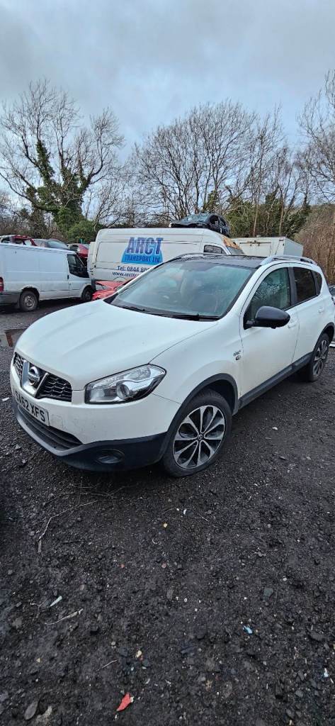 Nissan qashqai 1.6 62 plate breaking 