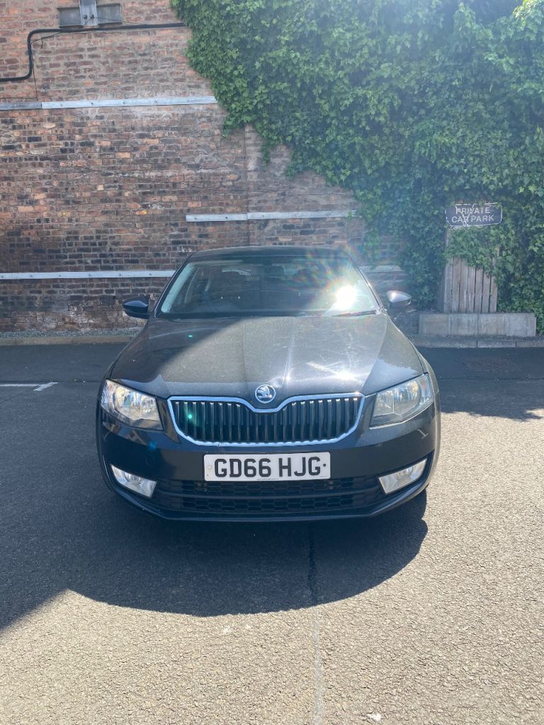 Skoda, OCTAVIA, ULEZZ FREE, LONG MOT, 2016, Manual, 1598 (cc), 5 doors