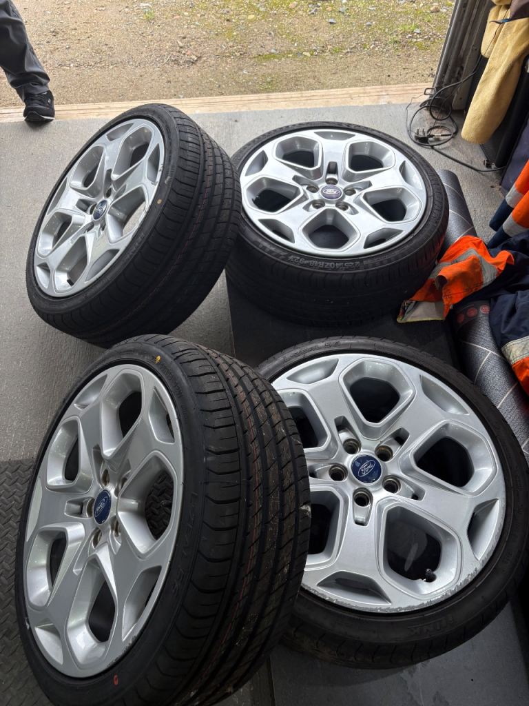 18” 5x108 Ford alloys focus transit connect mondeo Volvo  
