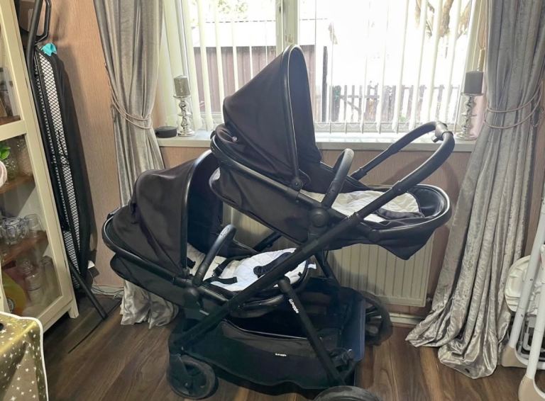Double pram 