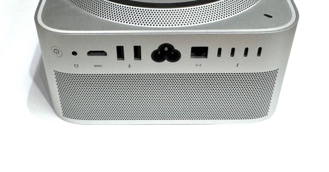Mac Studio M4 Max (2025) 32 Cores, 36GB RAM, 512GB SSD - Like New