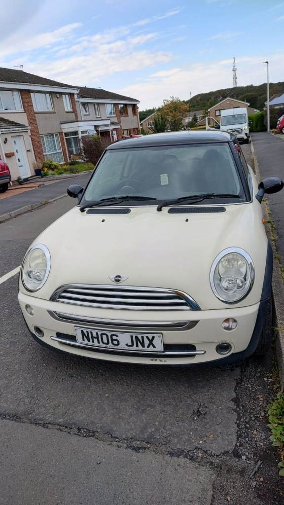 Mini cooper, HATCHBACK, 2006, Manual, 1598 (cc), 3 doors