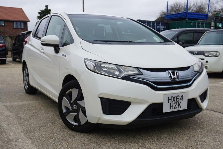 2015/64 White Honda FIT 1.5 Hybrid 5 Door Hatchback ULEZ