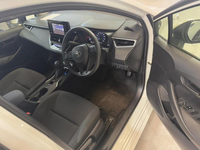 2020 Toyota Prius 1 790 CC TOYOTA COROLLA TOURING Hybrid