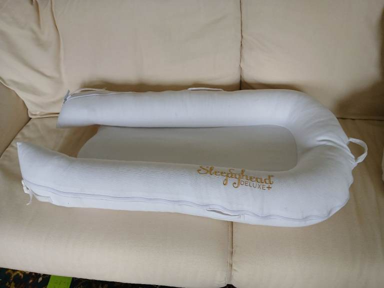 Sleepyhead Deluxe+ Baby Pod – White, Good Condition