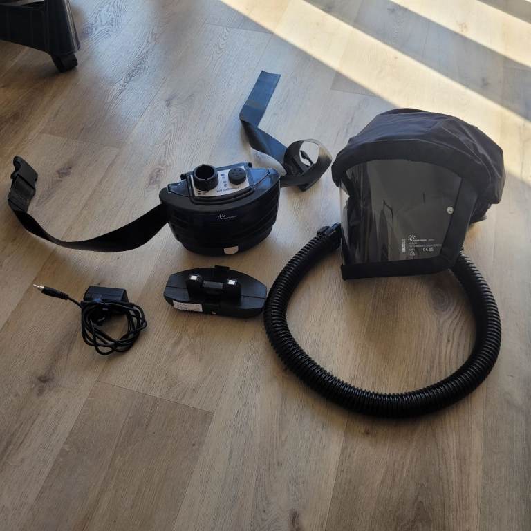 Centurion Concept Air Respirator Kit With Flip Up Visor Black