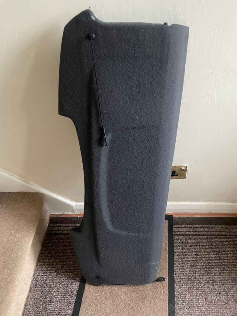 Parcel shelf for VW Fox