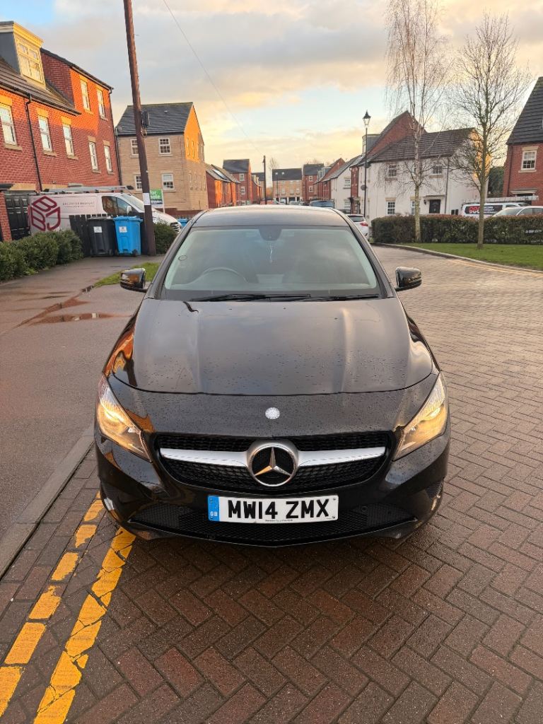 Mercedes-Benz, CLA, Saloon, 2014, Manual, 1595 (cc), 4 doors