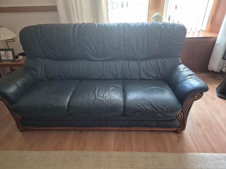 X2 3 seater couches