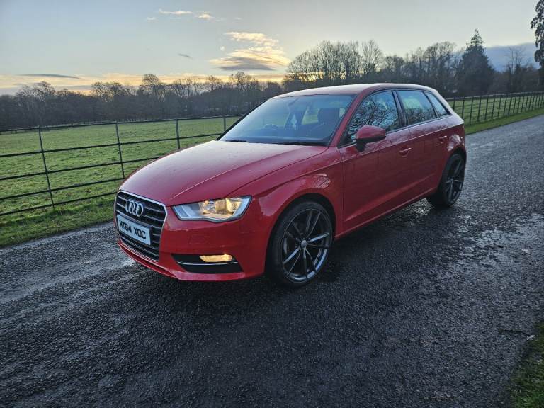 Audi, A3, Hatchback, 2014, Manual, 1598 (cc), 5 doors