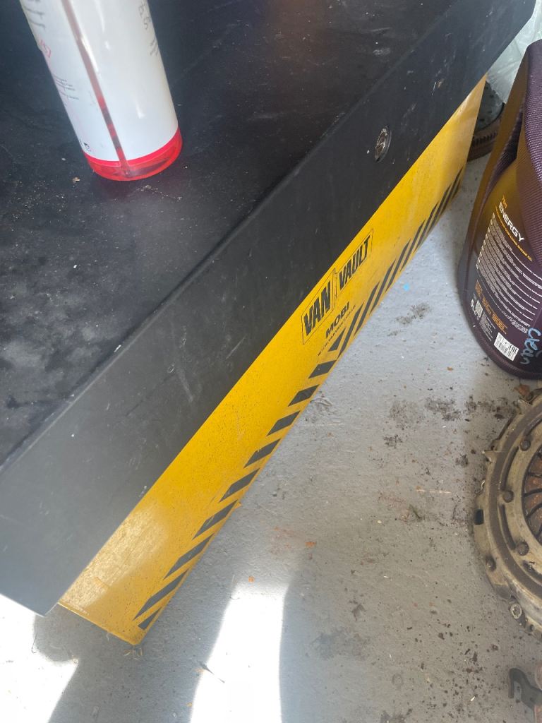 Van vault mobi