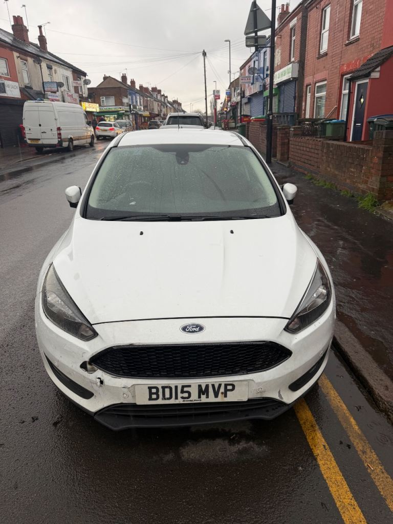 Ford, FOCUS, Hatchback, 2015, Manual, 999 (cc), 5 doors