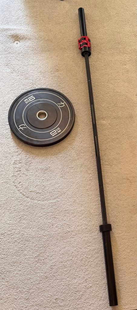 Strength shop original 2028 Olympic bar + 100kg of plates