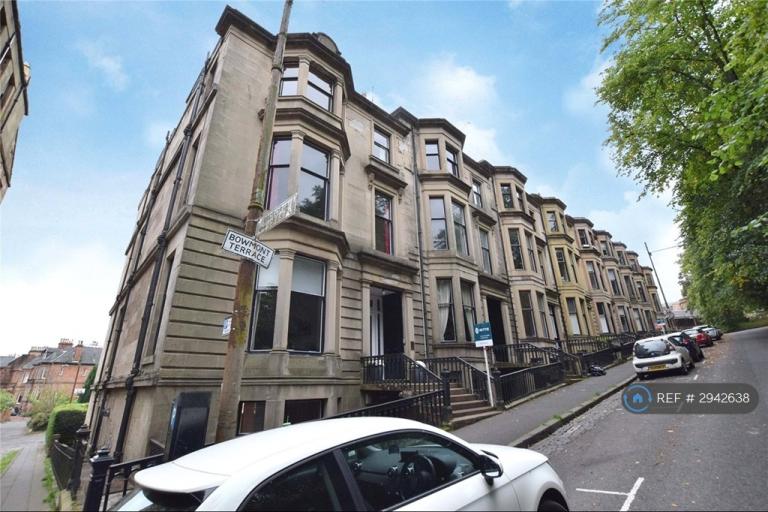 2 bedroom flat in Dowanhill, Glasgow, G12 (2 bed) (#2942638)