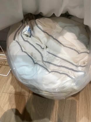 image for Single Winter duvet and 2 pillows - £9 (Wallisdown)