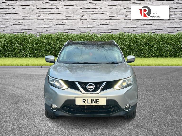 2014 Nissan Qashqai 1.6 dCi Tekna 5dr Xtronic HATCHBACK DIESEL Automatic