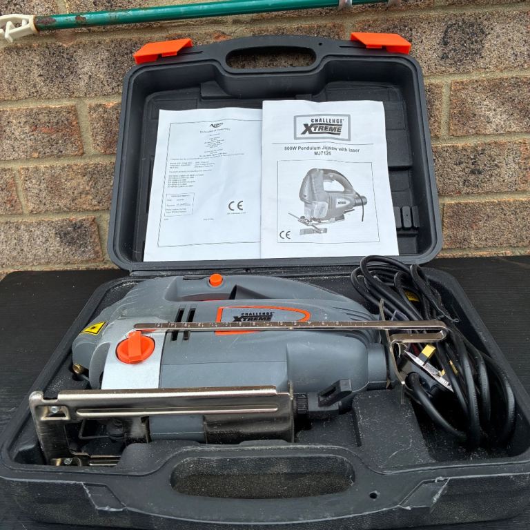 Challenge Xtreme 800W Pendulum Jigsaw with Laser MJ7126 – As Good As New
