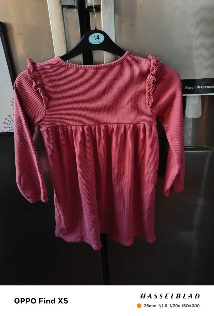 Kids dress size 6-7 years old 