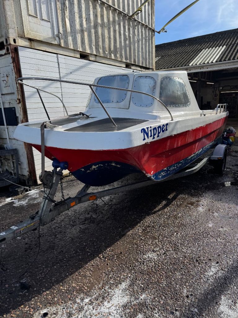 Boat with trailer Project Dory Pilot 5.90