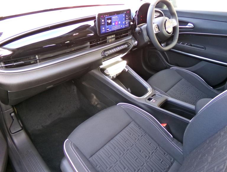 2025 Fiat 600 1.2 Hybrid 48V 136 5dr eDCT-6 HATCHBACK PETROL Automatic