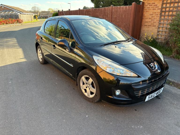 Peugeot 207 1.4 5 door limited edition 