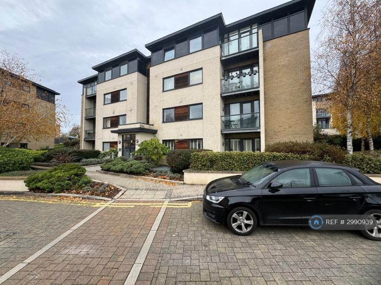 2 bedroom flat in Wheat House, London, NW7 (2 bed) (#2990939)