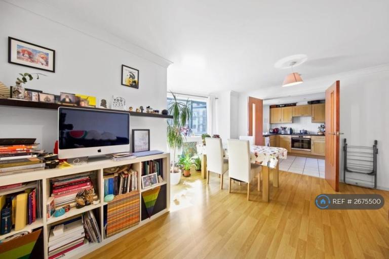 1 bedroom in Monteagle Way, London, E5 (#2675500)