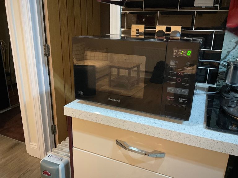 image for Daewoo microwave 