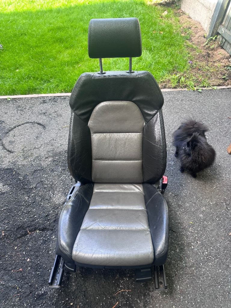 Audi A4 B7 2007 2.0 TDI Diesel Front Driver and Passenger Seats Leather Set