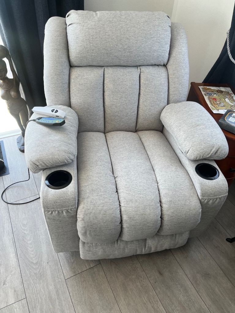 Recliner lifter massage chair 