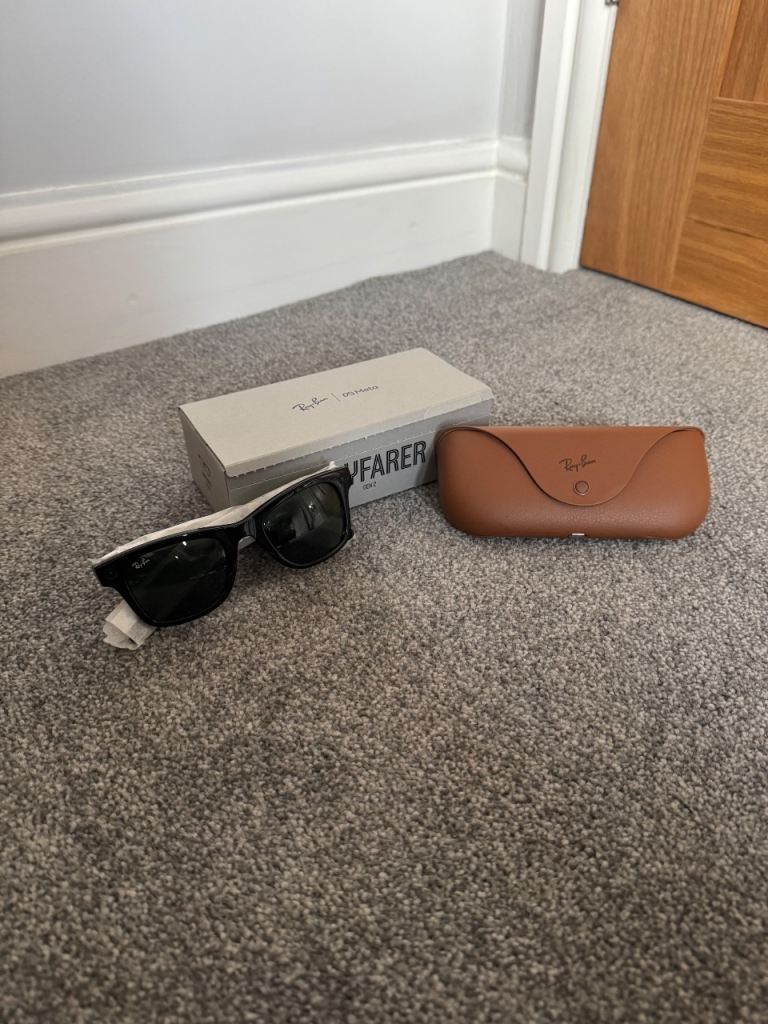 Ray-Ban Wayfarer Meta (GEN 2) Sunglasses Shiny Black Frame Green Lense RP £379