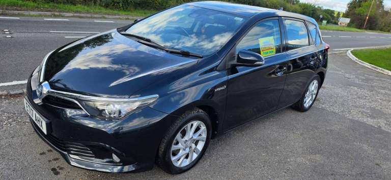 2017 Toyota Auris 1.8 VVT-h Icon CVT Euro 6 (s/s) 5dr (Safety Sense) Hybrid