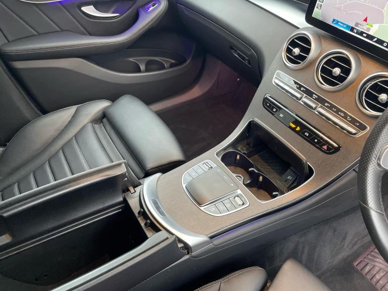 2021 Mercedes-Benz GLC 2.0 GLC300d AMG Line (Premium Plus) SUV 5dr Diesel G-Tronic+ 4MATIC Euro 6...