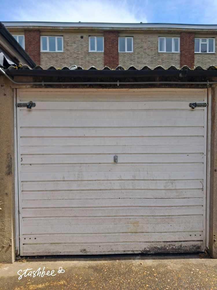 Garage to rent in London (N2) | Stashbee